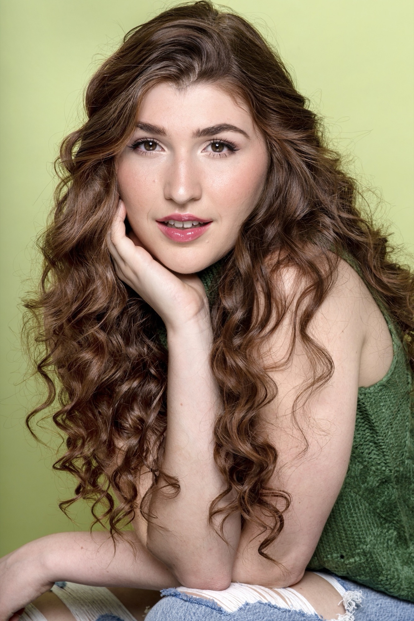 Violet Lvovsky headshot